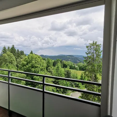 Ferienwohnung Hochsitz Mit Traumhaften Blick Auf Die Bobbahn Und Umliegenden Berge Apartment