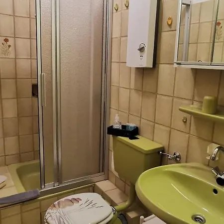 Ferienwohnung Hochsitz Mit Traumhaften Blick Auf Die Bobbahn Und Umliegenden Berge Winterberg